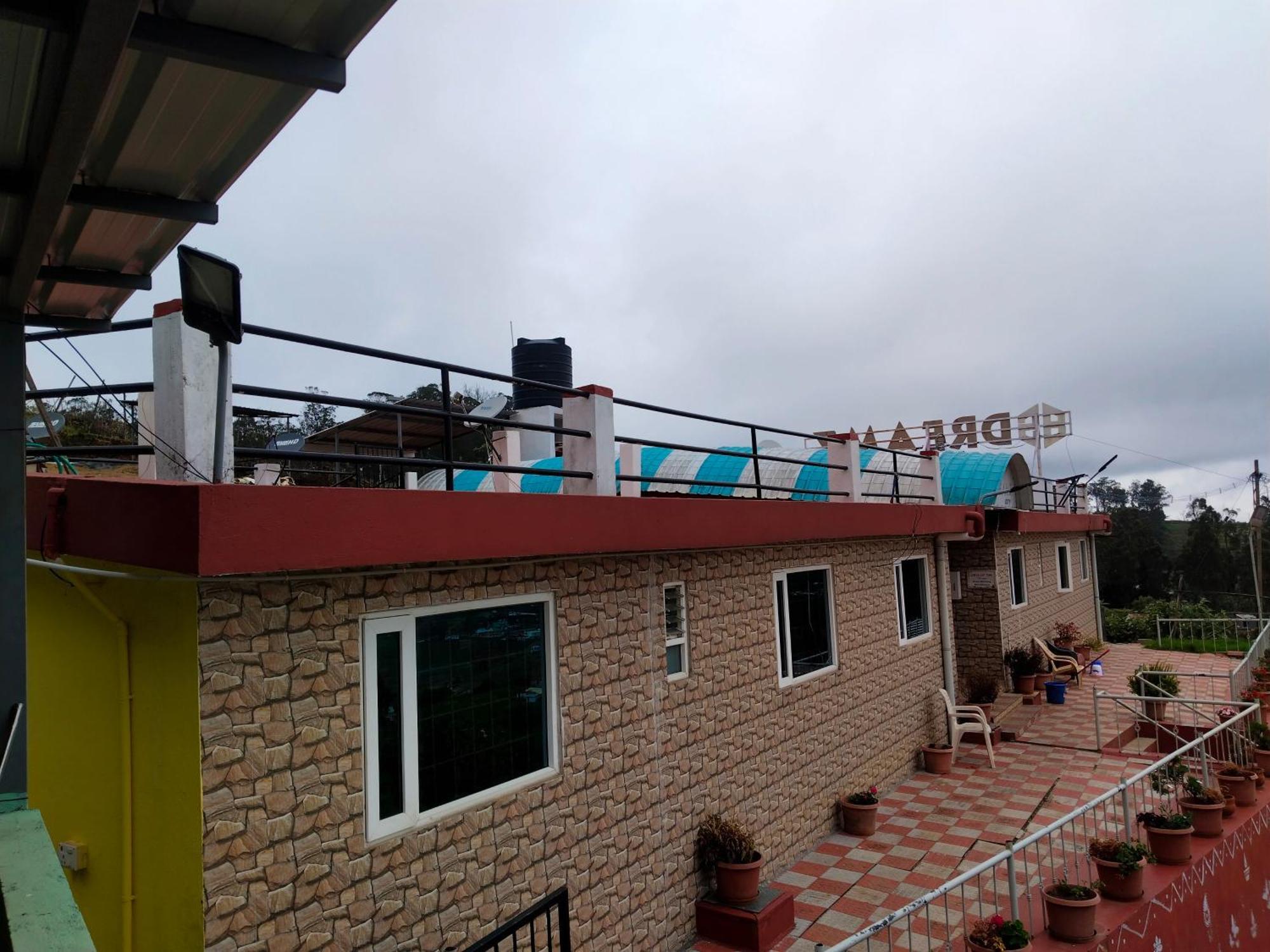 Bs Dreamz Ooty Appartement Buitenkant foto