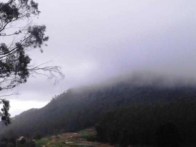 Bs Dreamz Ooty Appartement Buitenkant foto